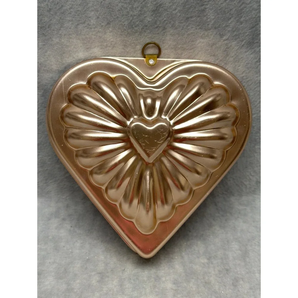 VTG Jello Heart Cake Mold Copper Tone Aluminum Fluted Wall Hanging Decor